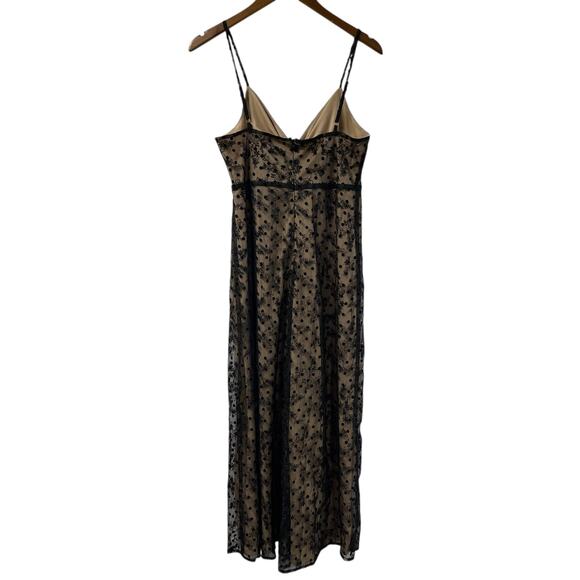 En crème Boutique Lace Overlay Long Dress W/ Keyhole Nude Black Spaghetti Strap - Picture 7 of 11
